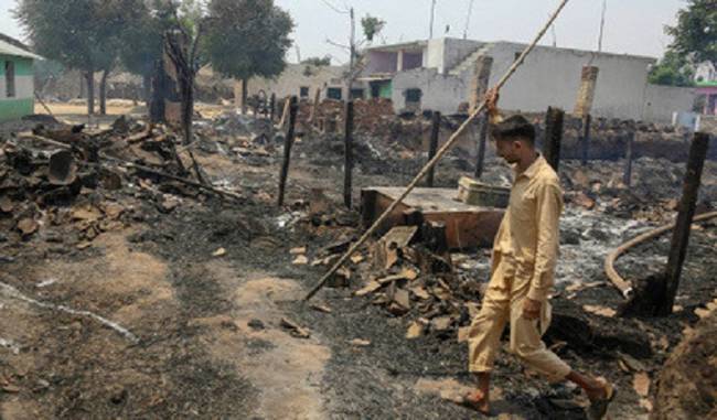 pakistan destroys home in kashmir border area