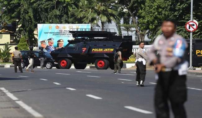 Surabaya blast at police headquarters carried out by family riding two motorbikes