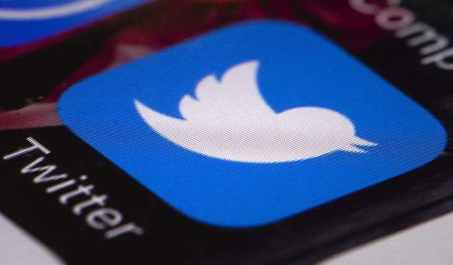 Twitter urges users to change passwords after computer glitch