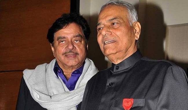 Yashwant Sinha, Shatrughan likely to join stir on 8 June