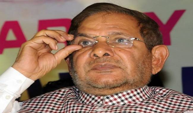 JD(U) moves Supreme Court for Sharad Yadav to vacate official residence