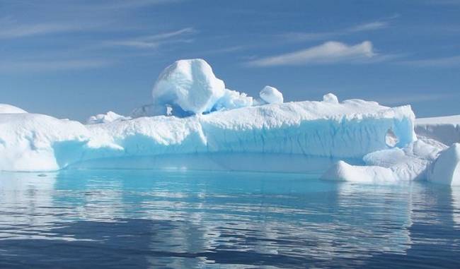 Antarctica ice is melting rapidly
