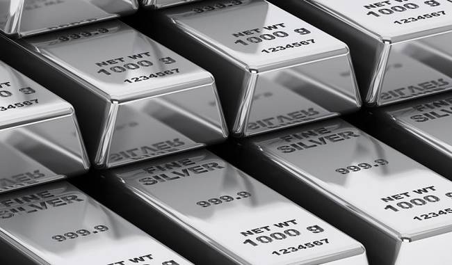 Silver futures down 0.29 percent on weak global trend
