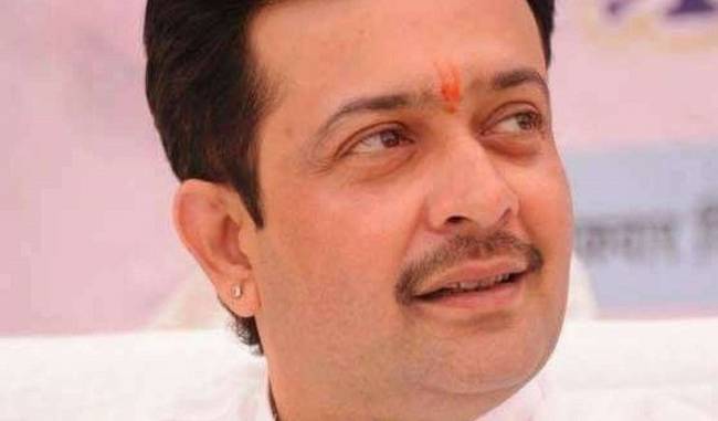 Bhaiyyu Maharaj suicide, Anonymous letter found by the police