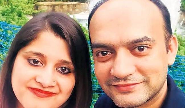 Passport officer asks inter-faith couple to convert for passport, MEA seeks report