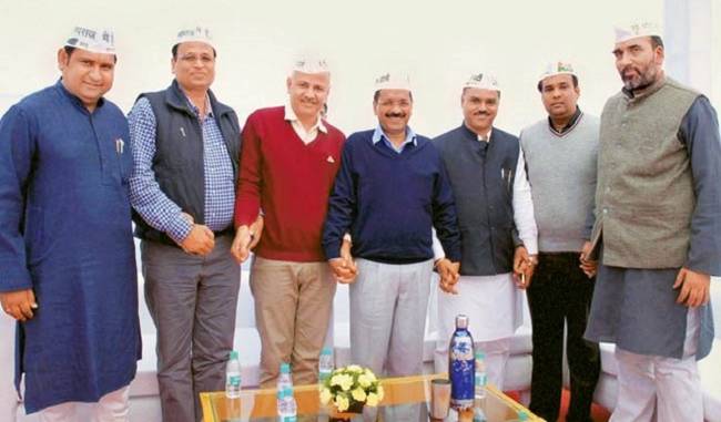 Kejriwal convenes a cabinet meeting