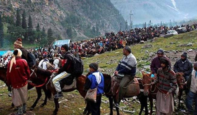 Amarnath yatra resumes from Jammu after 2-day suspension