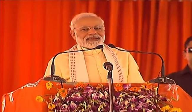 PM Modi in Azamgarh: ''Rahul Gandhi should clarify whether Congress is a party of only Muslim men and not women''