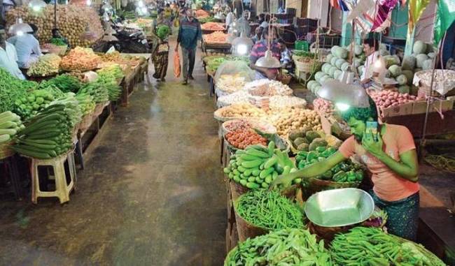 India wholesale inflation hits 4.5-year high
