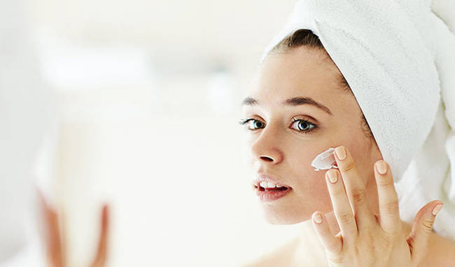 how to keep oily skin safe