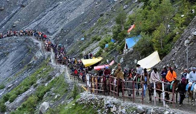 New batch of 1,200 pilgrims leave for Amarnath cave