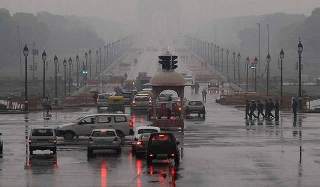 Light rain forecast in Delhi