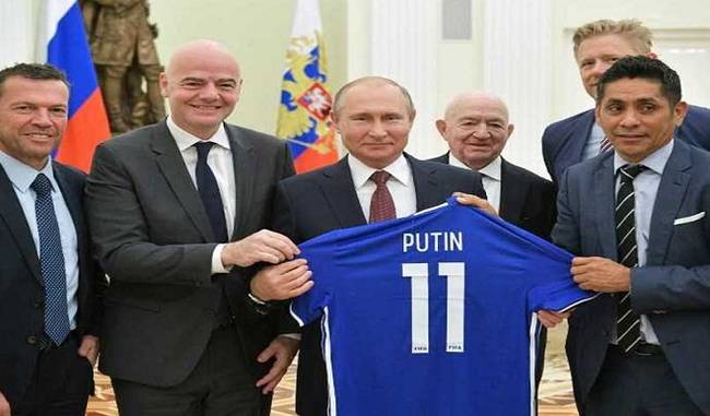 FIFA tells Putin world is in love with Russia
