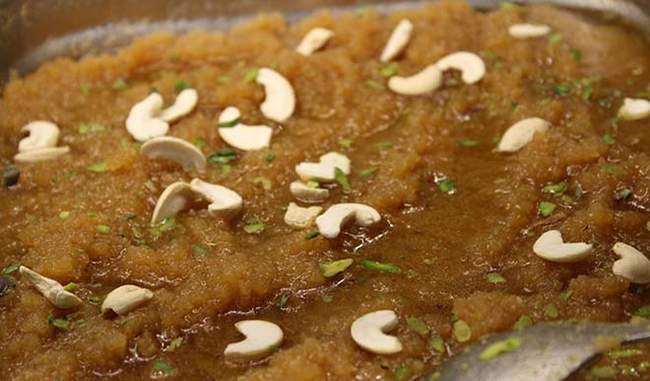 how-to-make-moong-daal-halwa