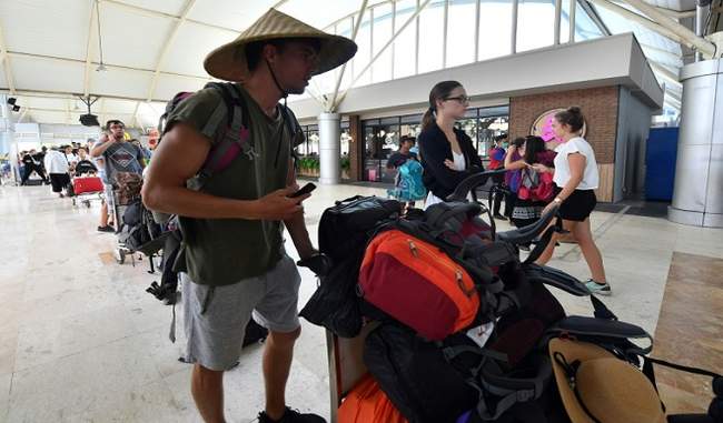 1200-tourists-being-evacuated-from-indonesia-quake-islands