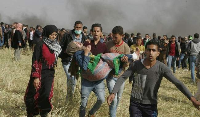 israel-pounds-gaza-killing-a-pregnant-woman-and-her-child