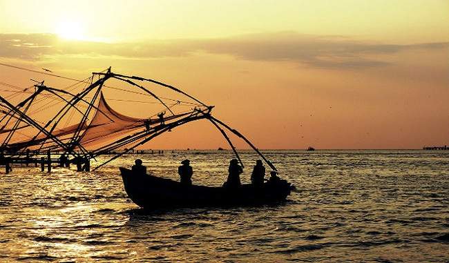 27-tamil-nadu-fishermen-arrested-by-sri-lankan-navy