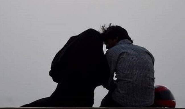 pakistani-couple-arrested-for-kissing-cuddling-in-islamabad