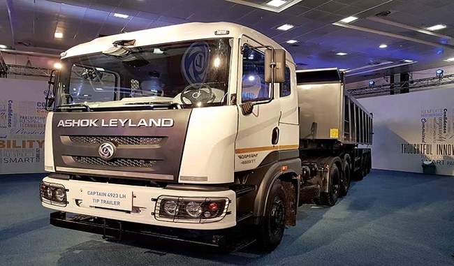 ashok-leyland-unveils-bs4-engine