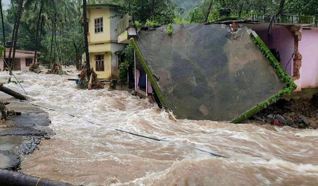 rusted-by-rain-efforts-to-bring-life-back-to-kerala