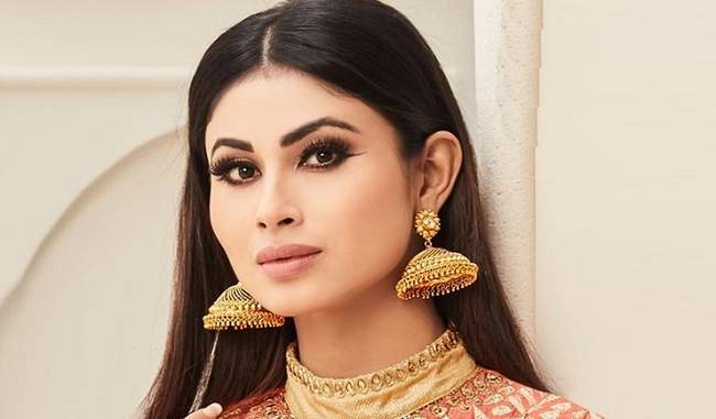 happy-tv-mouni-roy-said-proud-of-being-a-tv-actor