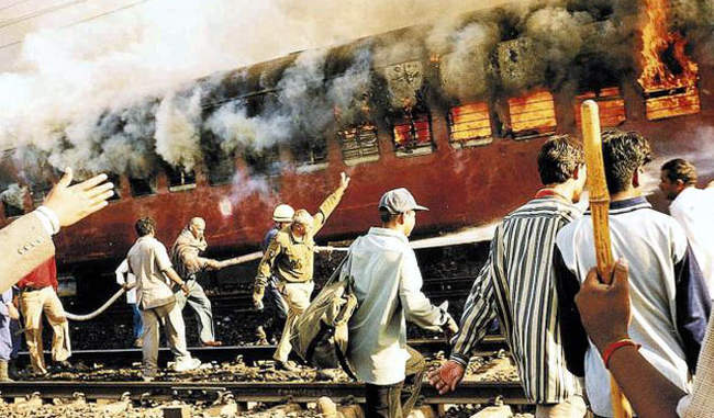 two-in-jail-for-life-in-godhra-three-were-acquitted-of-life-imprisonment