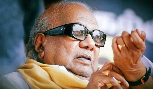 politicians-pays-tribute-to-karunanidhi