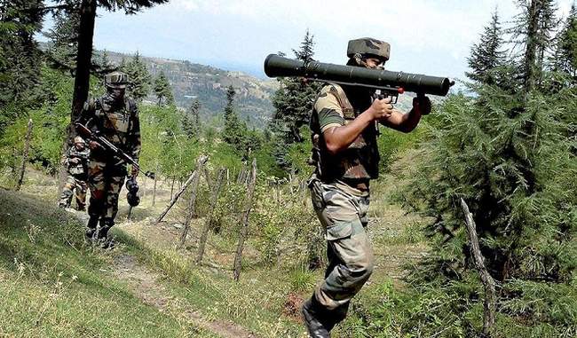 two-pakistani-soldiers-killed-in-retaliatory-fire-by-army-along-loc