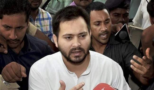 tejasvi-yadav-said-attack-on-nitish-police-of-nitish-took-contracts-for-smuggling-of-girls