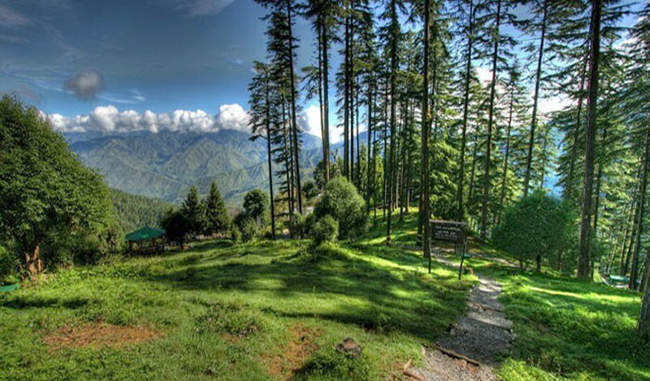 dhanaulti-is-a-famous-hill-station-of-uttarakhand