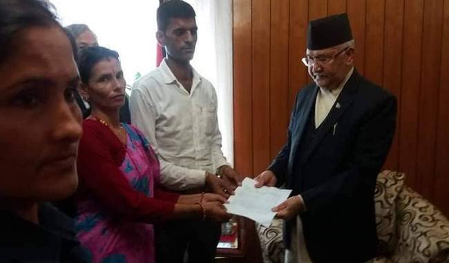 parents-of-rape-victim-in-nepal-meet-with-prime-minister