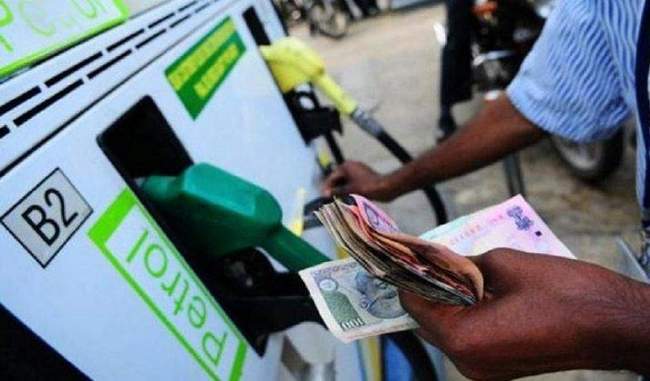petrol-in-mumbai-is-rs-90-sold-in-12-cities-above-rs-91