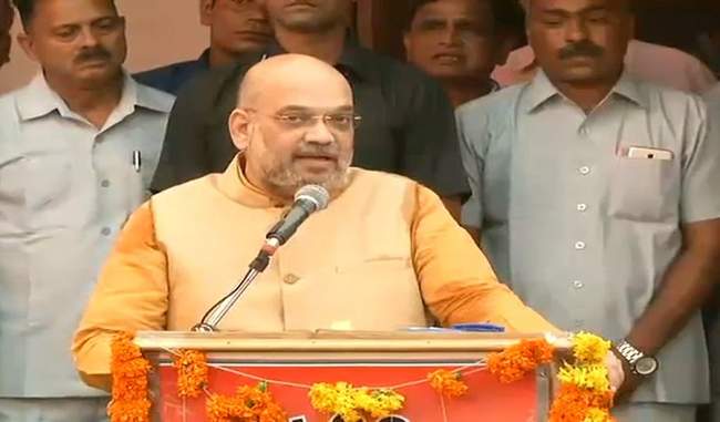 amit-shah-accuses-congress-of-politics-on-nrc-issue