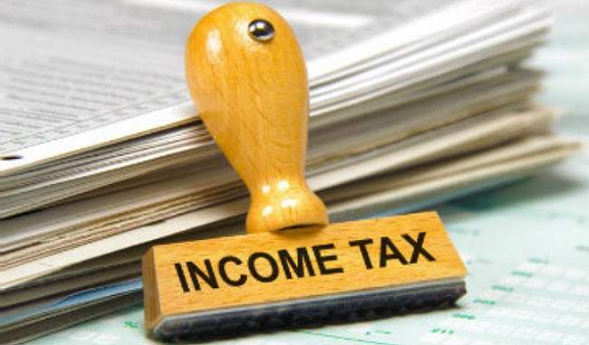 income-tax-department-raids-on-44-bases-of-three-builders-in-gujarat