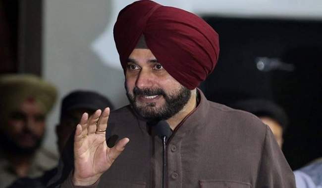 navjot-sidhu-is-the-biggest-traitor-of-the-country-says-sukhbir-singh-badal