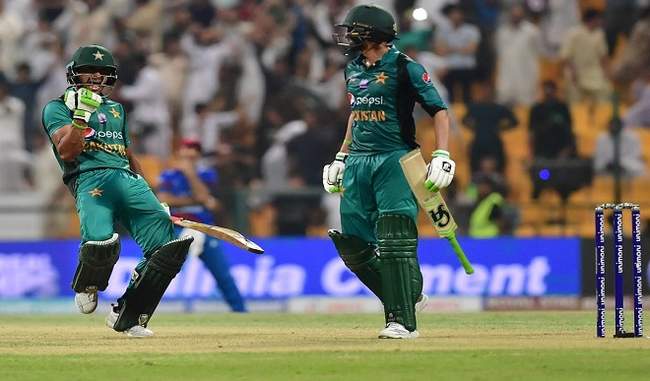 maliks-unbeaten-fifty-saves-pakistan-from-blushes-against-afghanistan-in-asia-cup-2018