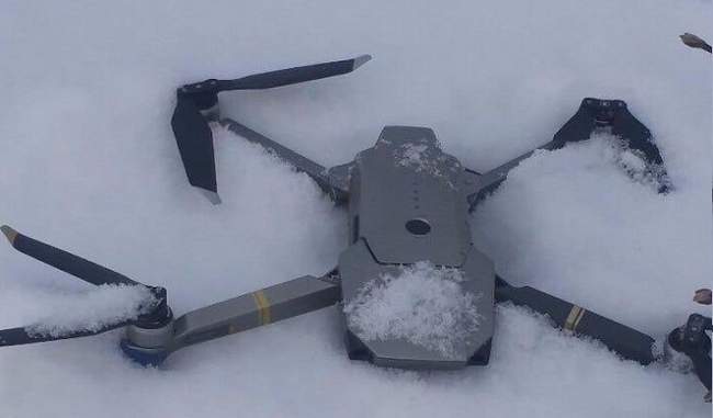 pakistani-army-claims-dropped-indian-spy-drone-on-loc
