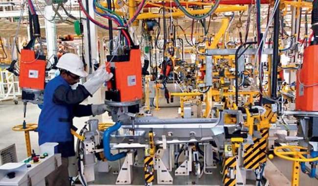 india-manufacturing-sector-grew-slightly-in-december