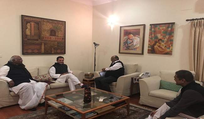 rahul-and-pawar-meet-discussions-on-seat-sharing-in-maharashtra