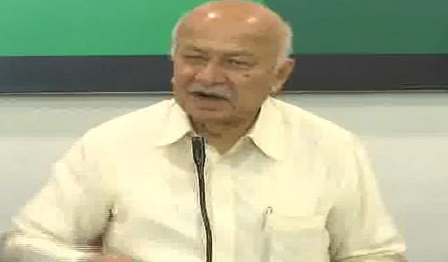 sushil-shinde-told-modi-hitler-said-attempts-to-suppress-opposition-rights