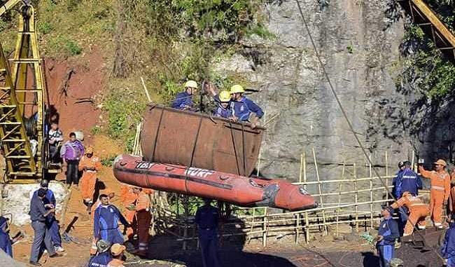 meghalaya-continues-to-save-miners-trapped-in-mine-for-one-month