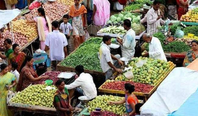 retail-inflation-at-18-month-low-industry-associations-asked-rbi-to-reduce-interest