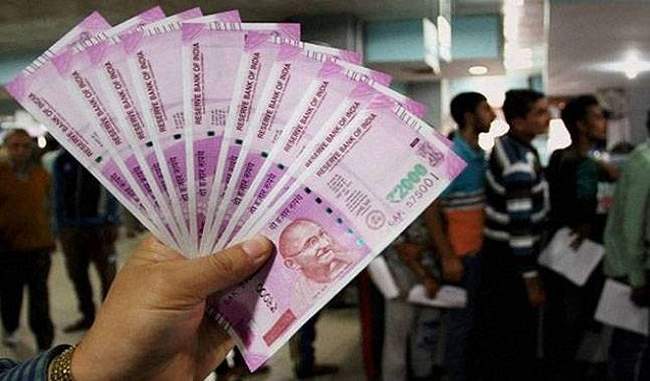 this-year-the-salary-of-employees-in-india-will-increase-by-ten-percent