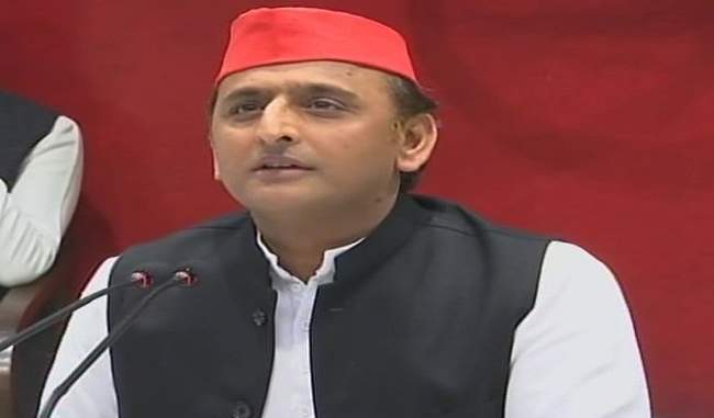akhilesh-s-turban-on-bjp-said-the-people-of-the-country-want-the-new-pm