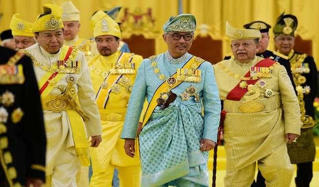 after-leaving-the-throne-in-malaysia-the-new-king-sworn