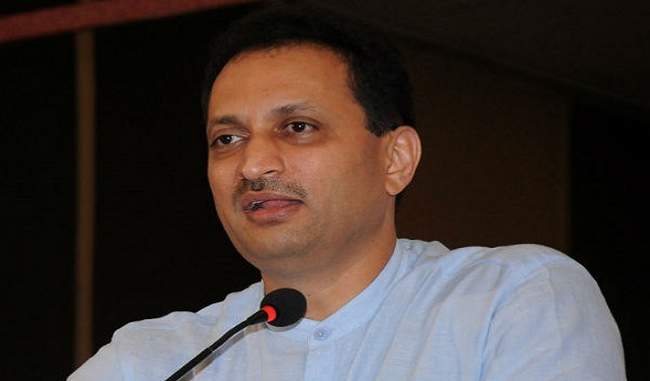 anant-kumar-hegde-is-an-embarrassment-to-every-indian-says-rahul-gandhi