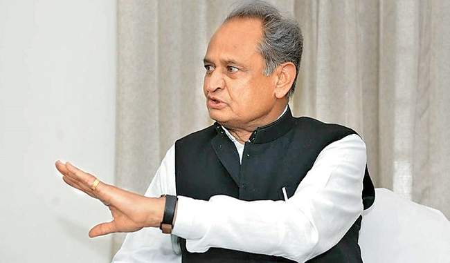 bjp-will-have-to-bear-the-consequences-of-changing-the-names-of-plans-says-gehlot