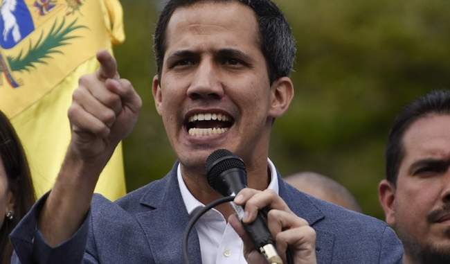 venezuelan-self-proclaimed-president-began-to-control-foreign-property