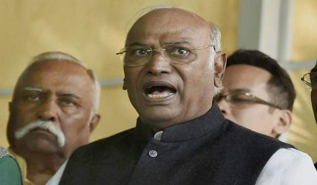 appointment-of-cbi-interim-chief-illegal-says-kharge-demands-immediate-selection-panel-meet