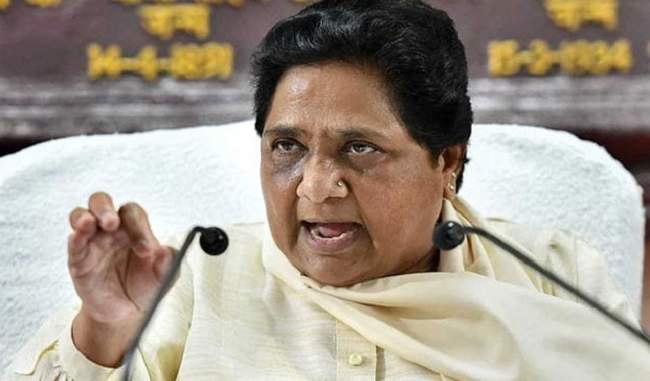 government-sent-a-bill-related-to-three-divorces-to-the-independent-committee-says-mayawati